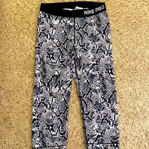 Nike pro leggings